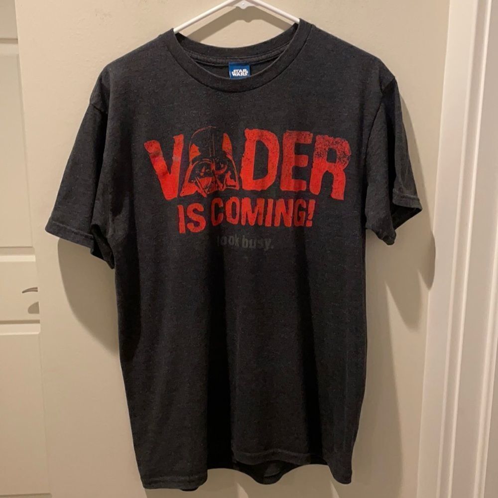 Star Wars Vader is Coming T-shirt gray Medium